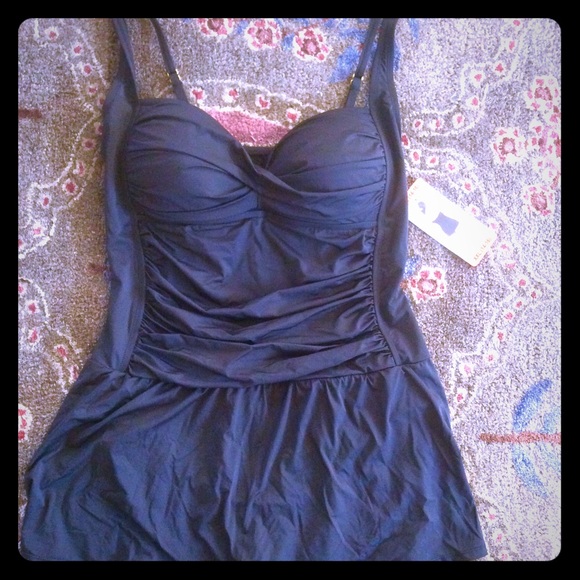 Rose Marie Ried Other - 💥4x HP Black tummy control Swimwear make offer
